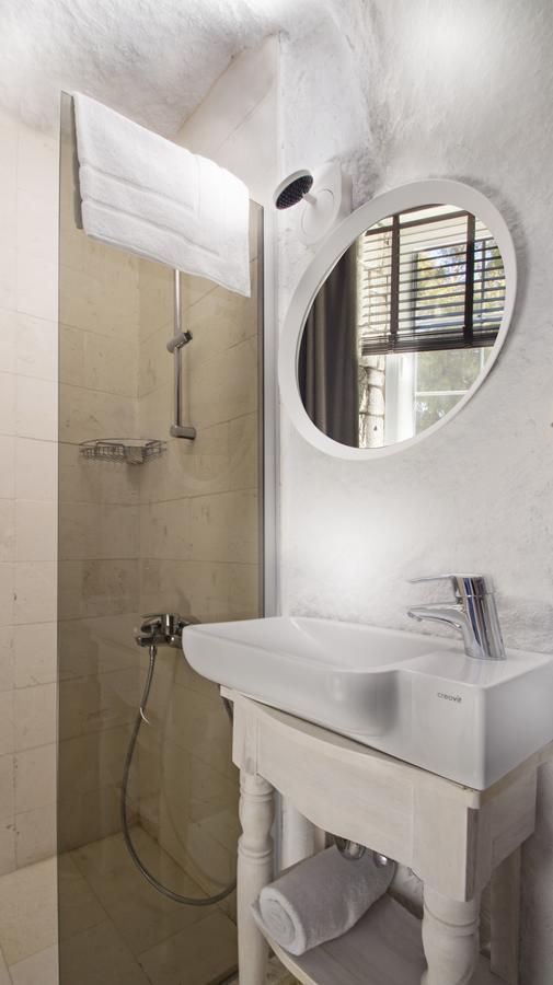 The Six Alacati Hotel Εξωτερικό φωτογραφία